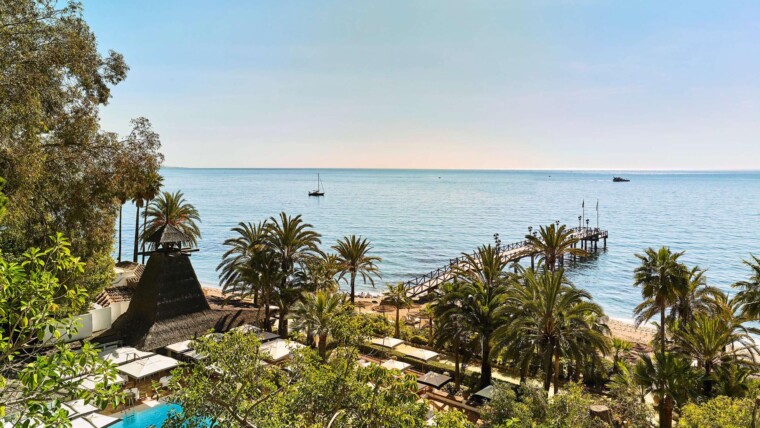 Marbella Club Hotel: Discover with Marbella Taxi Transfers the hotel that shaped the history of Marbella