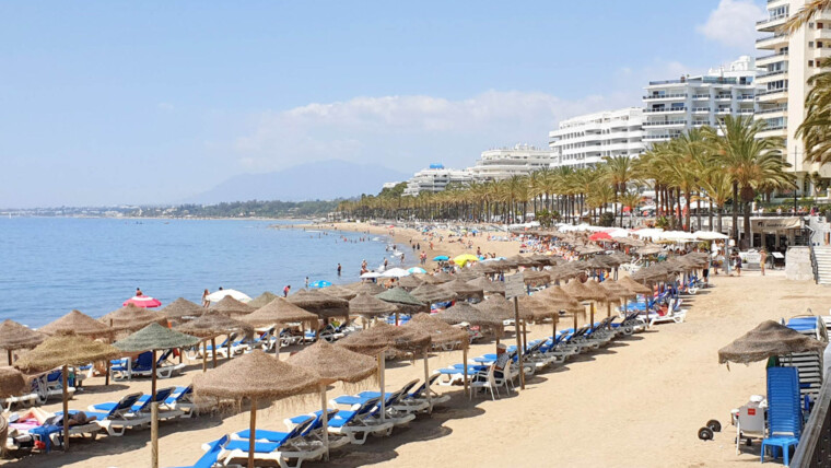 Discovering the best beaches in Marbella with Marbella Taxi Transfers